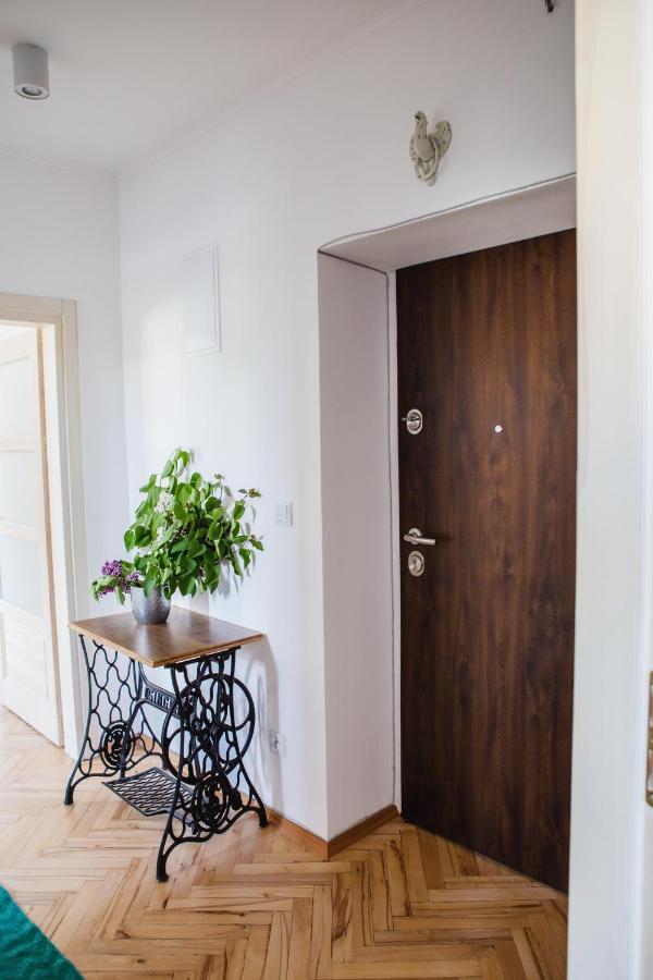 Cosy Apartment 2 Krakow Bagian luar foto